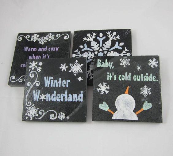 Ιδέες για χριστουγεννιάτικα χειροπιητα κεραμικά σουβέρ: Χριστουγεννιάτικα μαύρα κεραμικά σουβέρ με χιονάνθρωπους Ιδέες για χριστουγεννιάτικα χειροπιητα κεραμικά σουβέρ: Χριστουγεννιάτικα μαύρα κεραμικά σουβέρ με χιονάνθρωπους