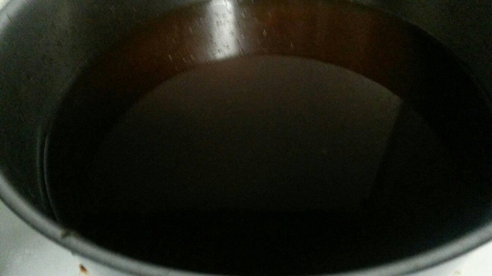 Πως φτιάχνουμε χαρουπόμελο και πως μπορούμε να το χρησιμοποιήσουμε συνταγή