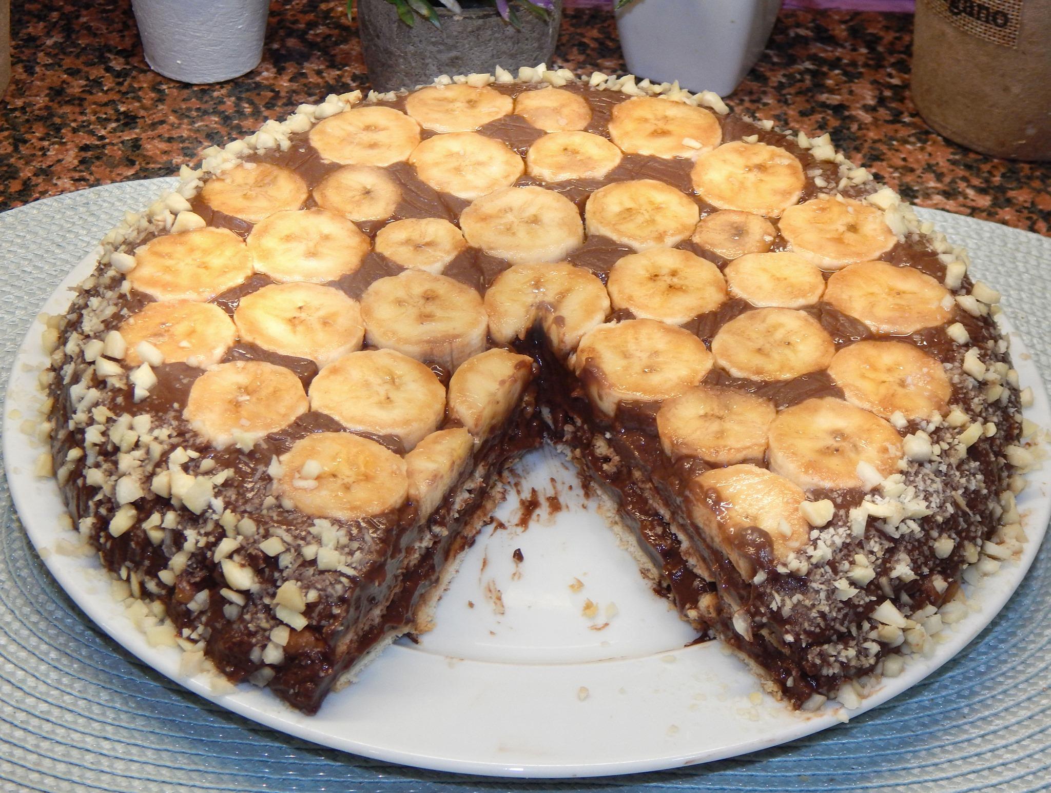 Σοκολατένιο μπισκοτόγλυκο με μπανάνες συνταγή Σοκολατένιο μπισκοτόγλυκο με μπανάνες συνταγή