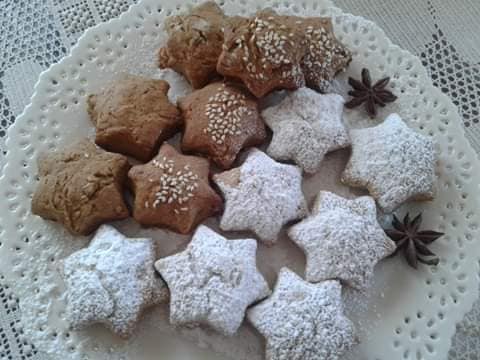 Χριστουγεννιάτικα κουλουράκια μήλου με κανέλα συνταγή