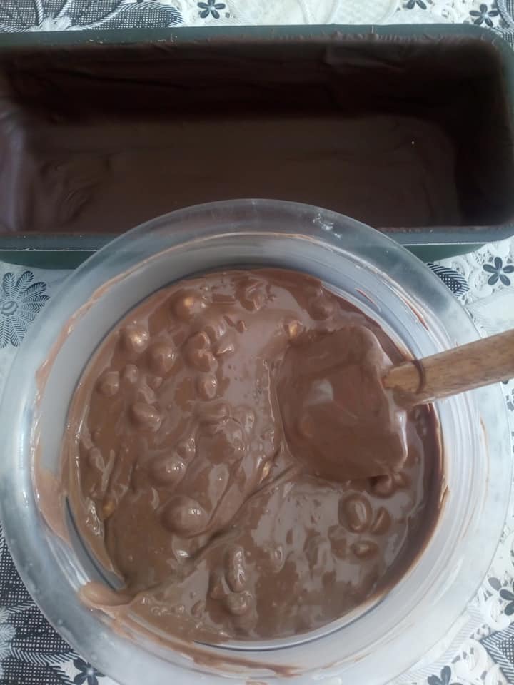 Σοκολάτα με φουντούκια