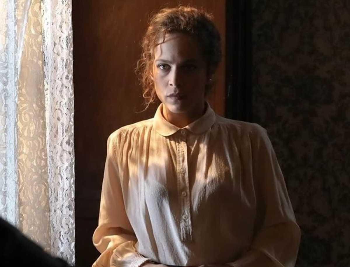 Άγριες Μέλισσες spoiler: Μαύρα Χριστούγεννα κάνει η Δρόσω στο Διαφάνι Άγριες Μέλισσες spoiler: Μαύρα Χριστούγεννα κάνει η Δρόσω στο Διαφάνι