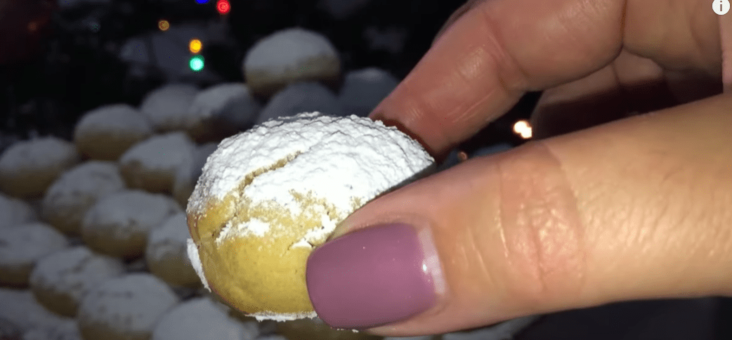 κουραμπιέδες με ούζο συνταγή