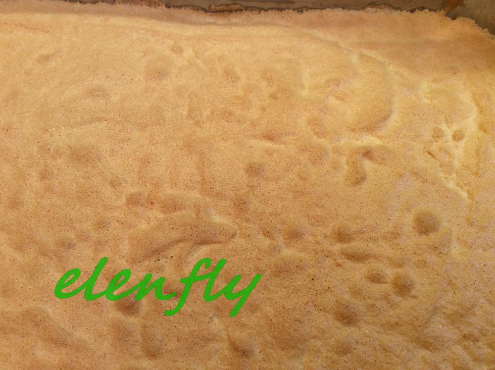 Χριστουγεννιάτικος κορμός με σαντιγί & μαρμελάδα βατόμουρου συνταγή