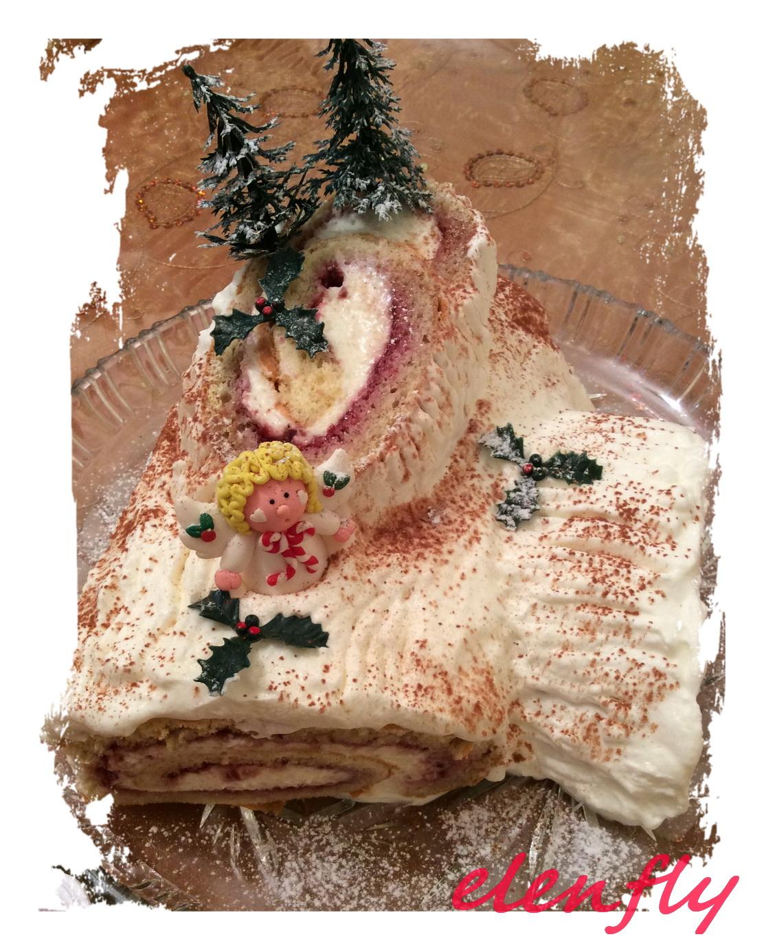 Χριστουγεννιάτικος κορμός με σαντιγί & μαρμελάδα βατόμουρου συνταγή