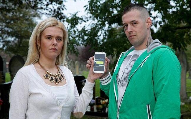 Έλαβαν μήνυμα από την νεκρή γιαγιά τους περίεργες ιστορίες 