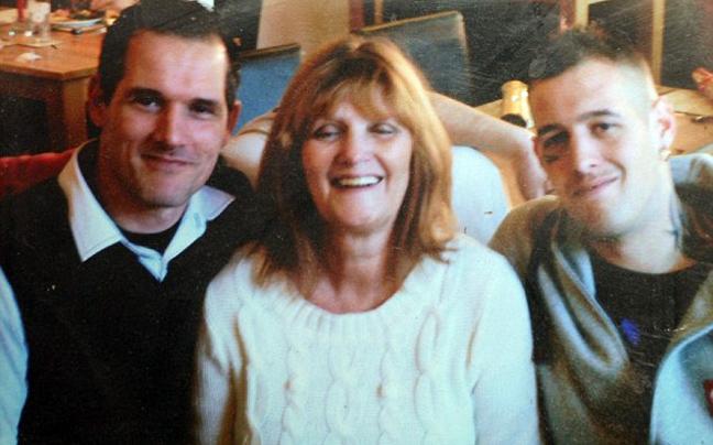 Έλαβαν μήνυμα από την νεκρή γιαγιά τους περίεργες ιστορίες 