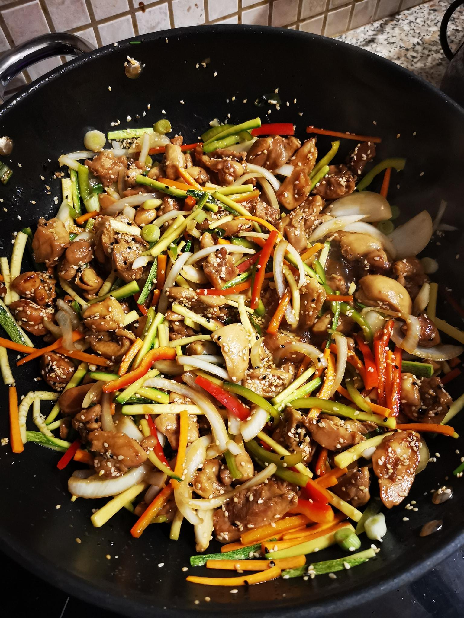 Ασιάτικο κοτόπουλο σε μπουκίτσες _Στο τηγάνι_