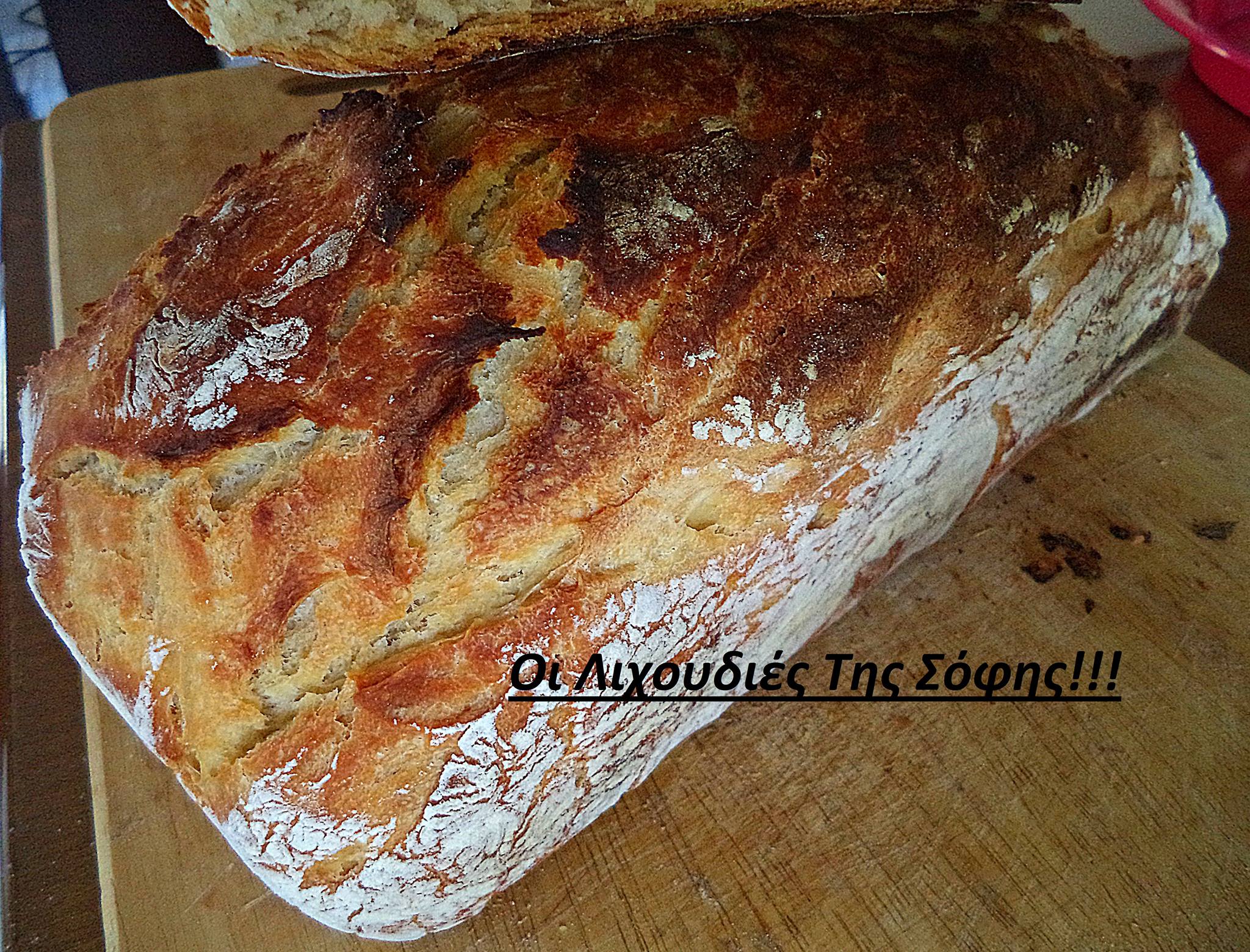 Ψωμί χωρίς ζύμωμα από τη Σόφη Τσιώπου