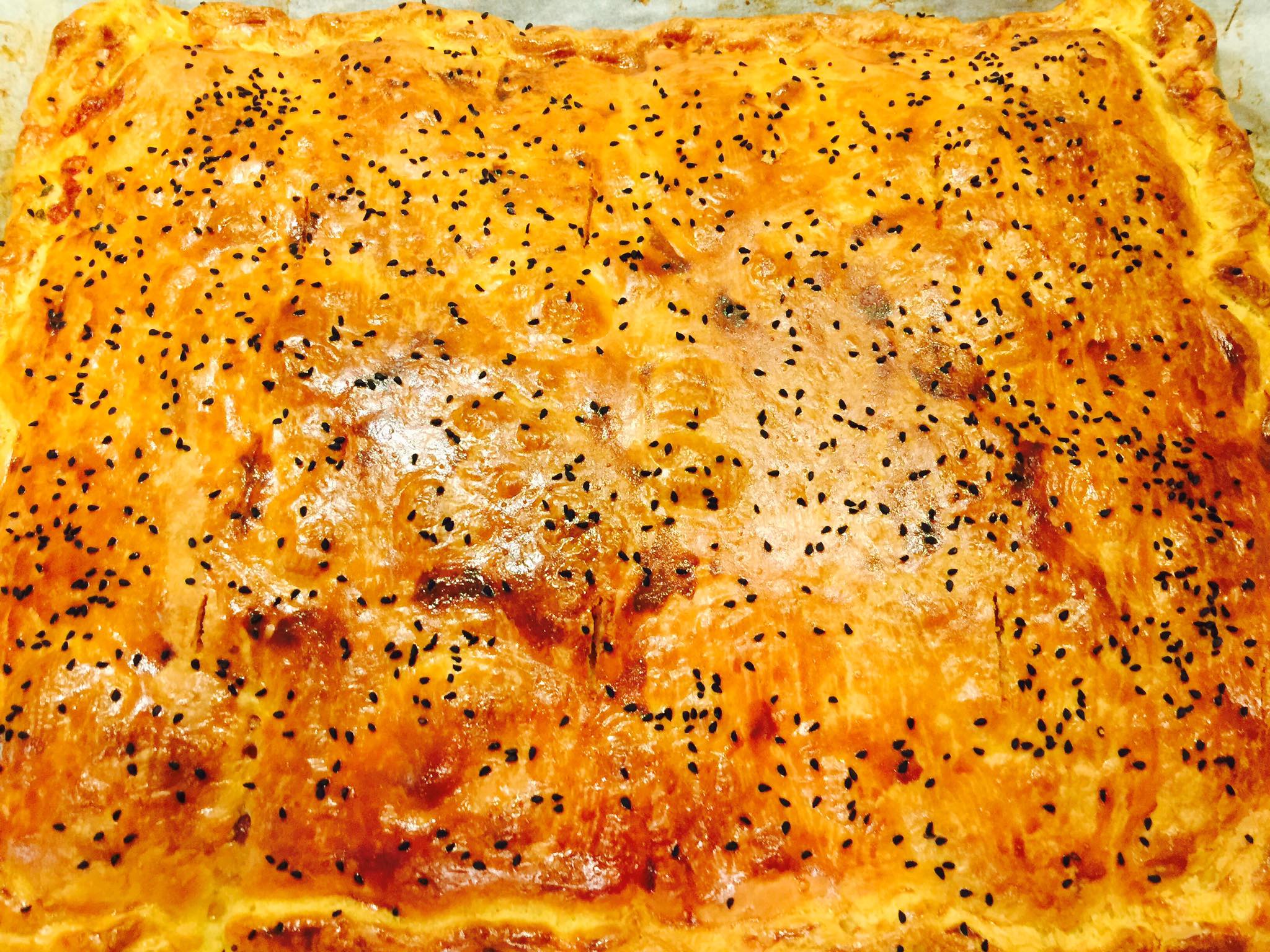 Παστουρμαδόπιτα ή πίτα της Καισαρείας συνταγή