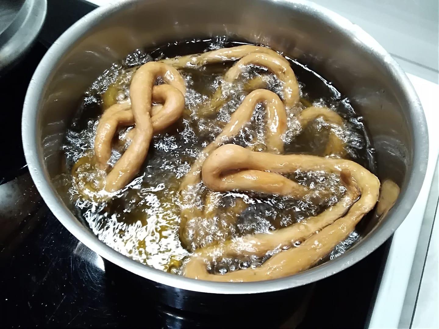 Λαλάγγια Καλαμάτας: Παραδοσιακή συνταγή για την Πρωτοχρονιά