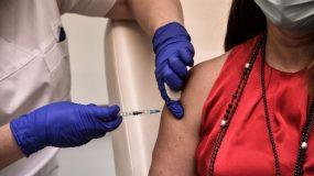 Όχι ταξίδια, όχι σινεμά: Τι δεν θα μπορούν να κάνουν πια οι αρνητές του εμβολίου