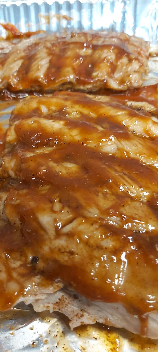 Χοιρινά παϊδάκια με μπάρμπεκιου σώς