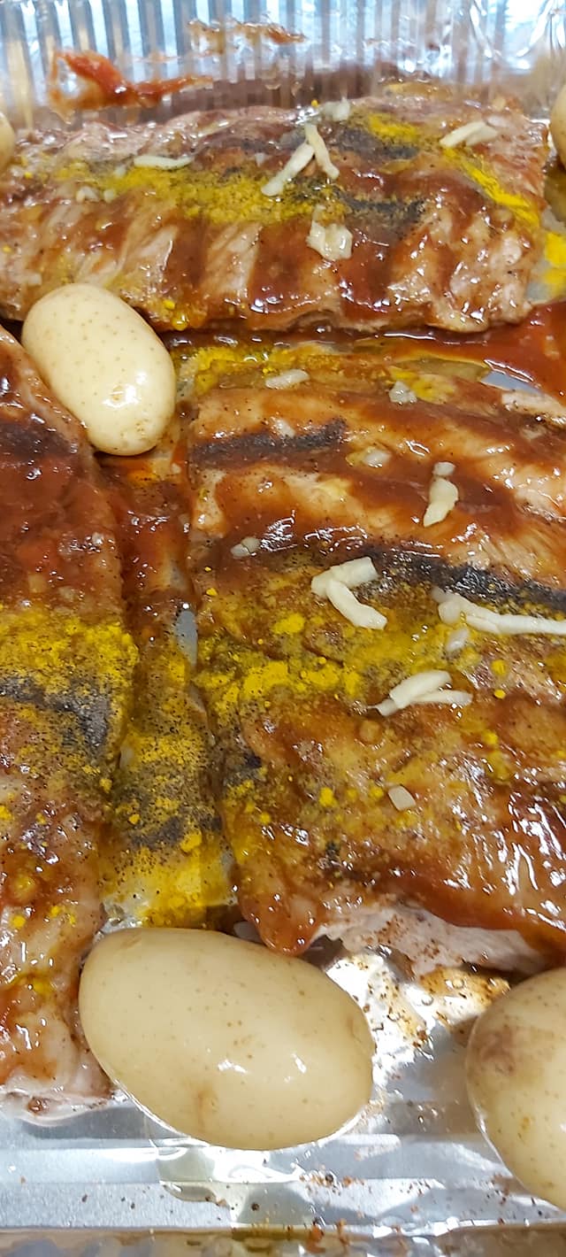 Χοιρινά παϊδάκια με μπάρμπεκιου σώς