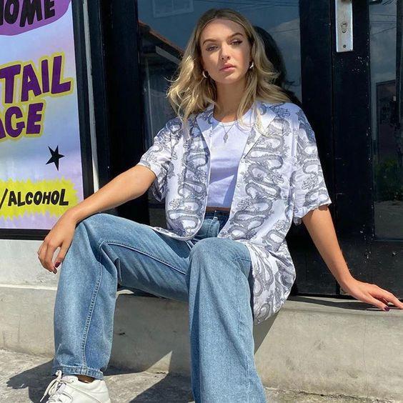 Μόδα 2021_Oversized γυναικείο πουκάμισο outfit 