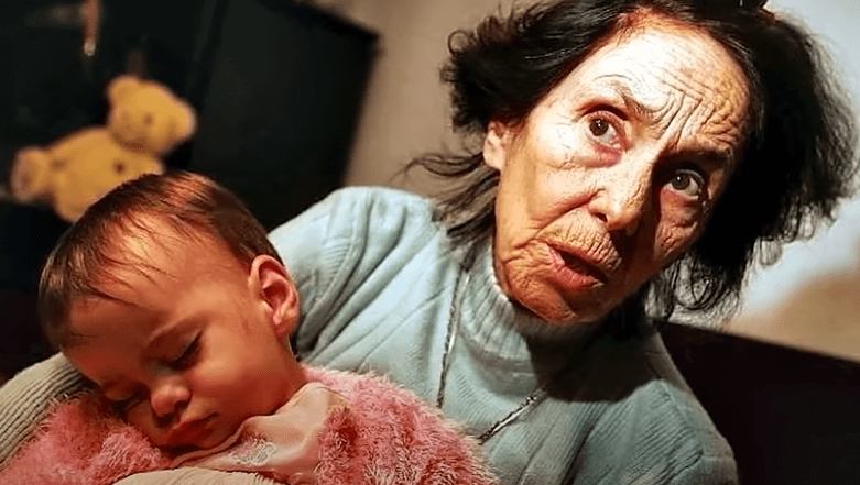 Αndriana Iliescu_ Η γυναίκα που έκανε παιδί στα 66 της χρόνια_ 