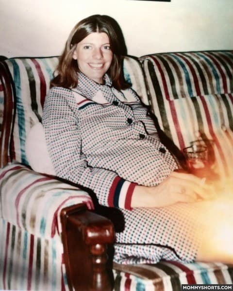 έγκυος γυναίκα καπνίζει_ φωτογραφίες από γονείς_την _δεκαετία_του_80_και_του_90