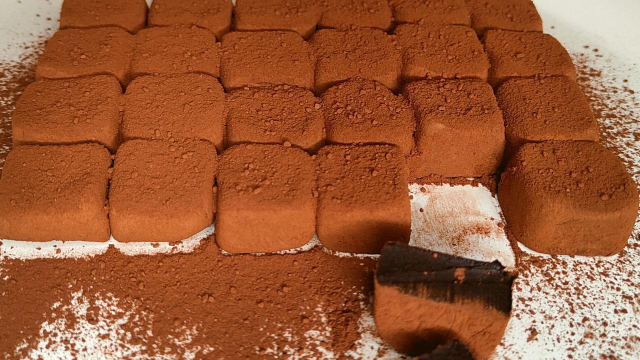 Συνταγή_ για_ λουκούμια με σοκολάτα_