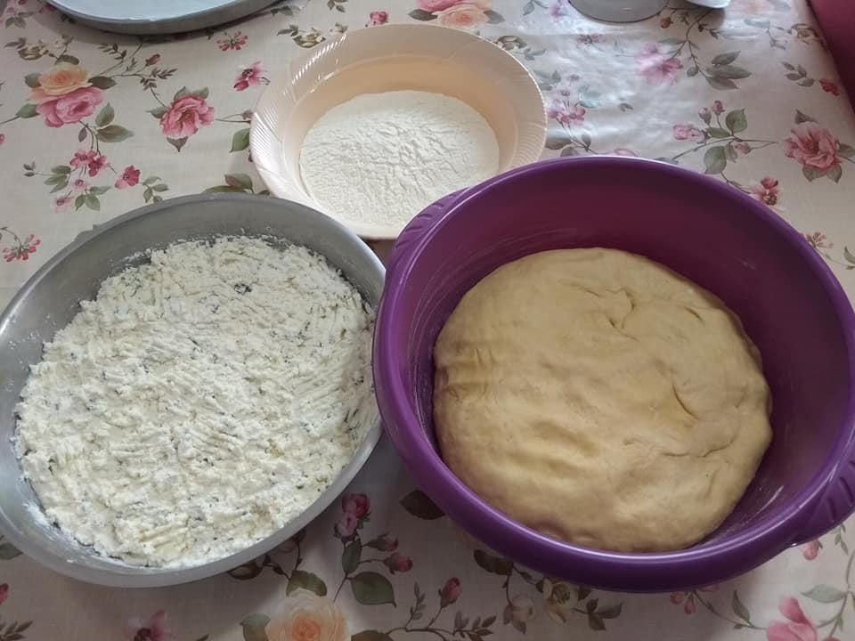 Η καλύτερη συνταγή για καλτσούνια φούρνου