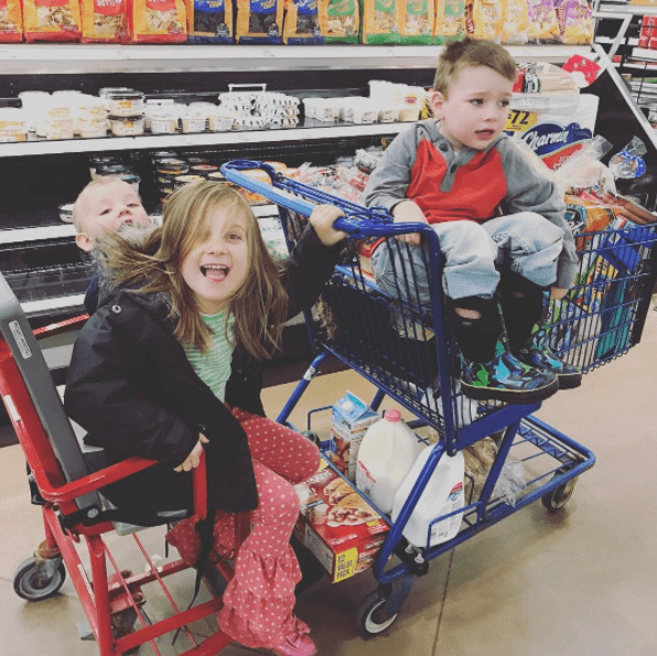 παιδιά _στο supermarket_ 