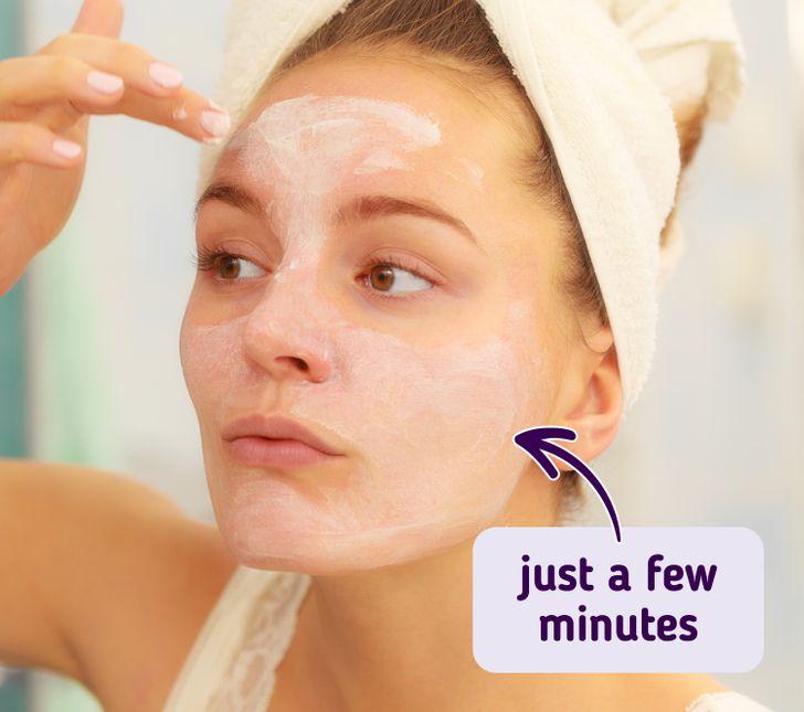 Φυσικοί _τρόποί_ για διώξεις_ πανάδες και κηλίδες_με γιαουρτι_