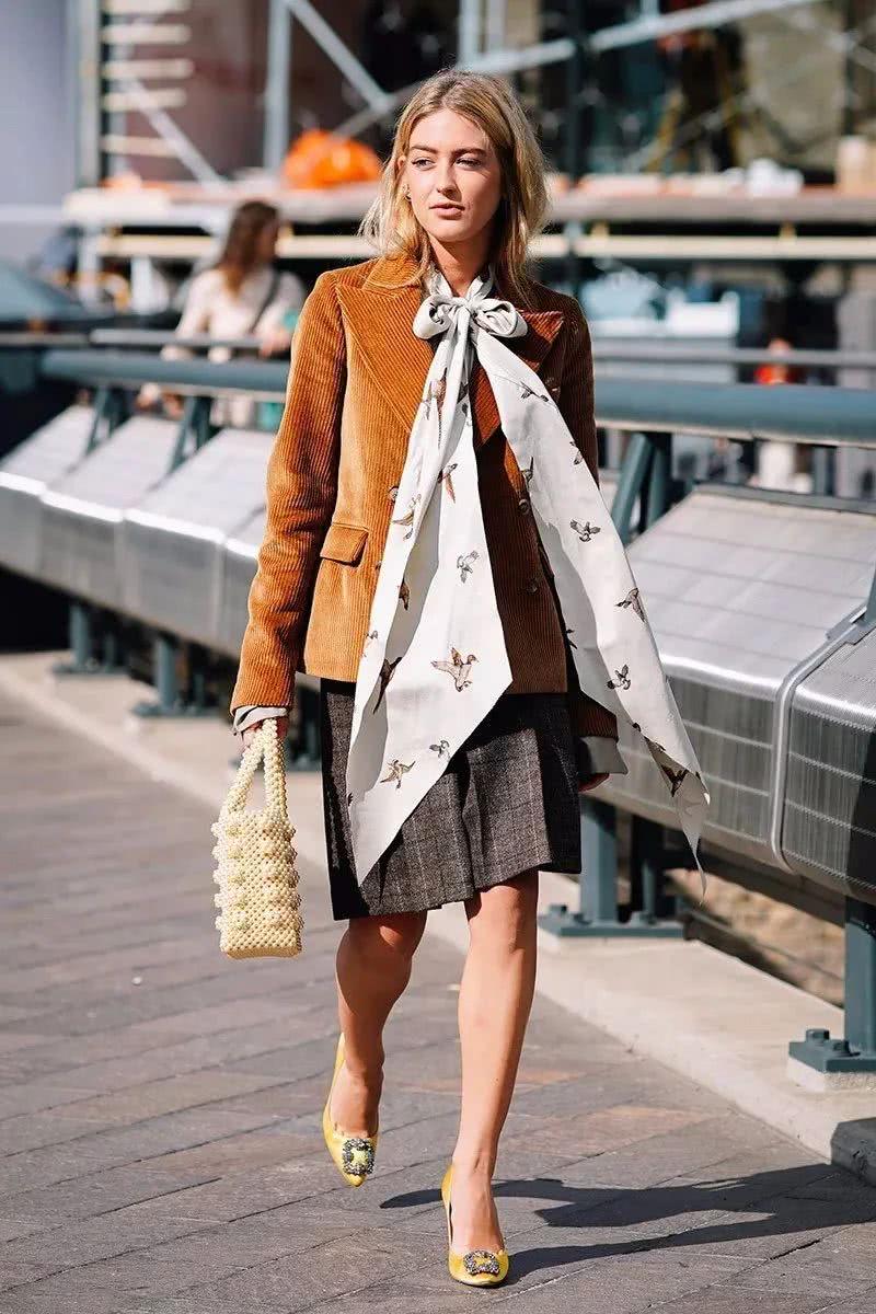 Κοτλέ ρούχα : Δες μοντέρνες ιδέες για να τα συνδυάσεις