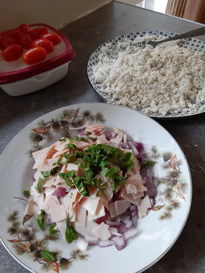 Υλικα για _ Συνταγη_ Σουφλέ _με βραστές πατάτες_ και τζίντζερ_