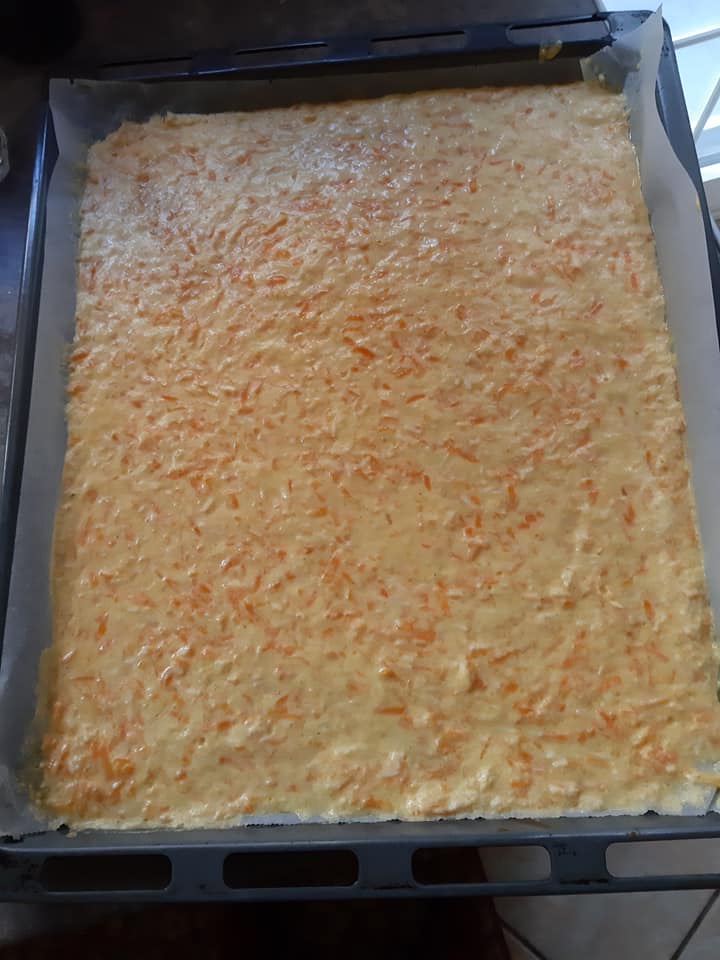 Συνταγή για_ Ρολό ομελέτας _με κοτόπουλο_ πιπεριές _και καρότο_