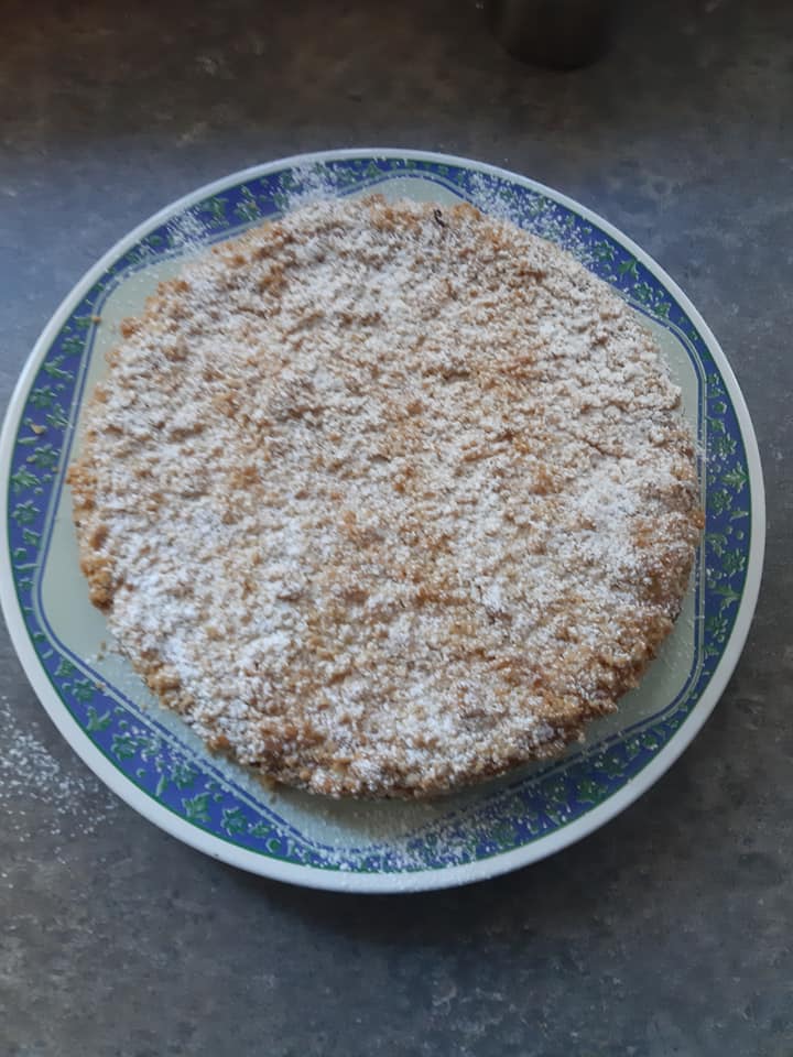 κραμπλ_κέικ με_κρέμα_γιαουρτιού_συνταγή_