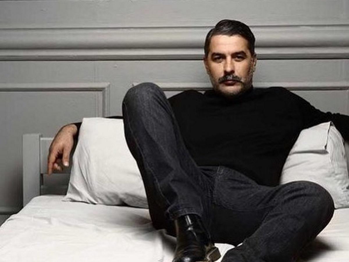 Άγριες μέλισσες: Ασημίνα-Νικηφόρος στο Παρίσι, η κατάρρευσή της μυρσίνης, η νύχτα πάθους και η εγκυμοσύνη