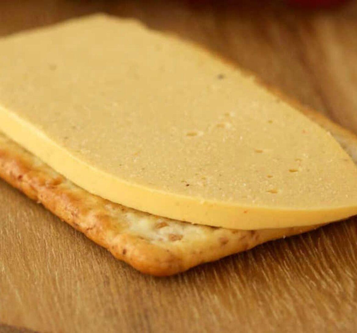 σπιτικό_νηστίσιμο_κίτρινο_τυρί_