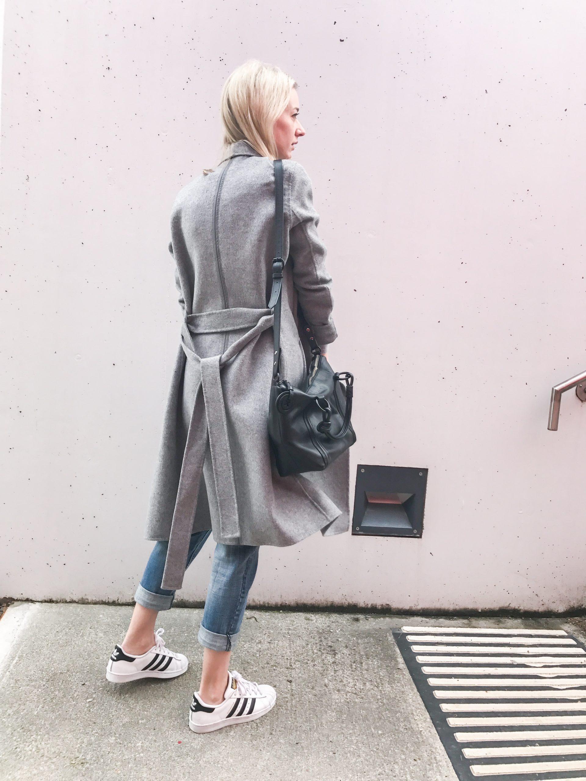 Γκρι ρούχα: 16 μοντέρνες ιδέες να τα συνδυάσεις