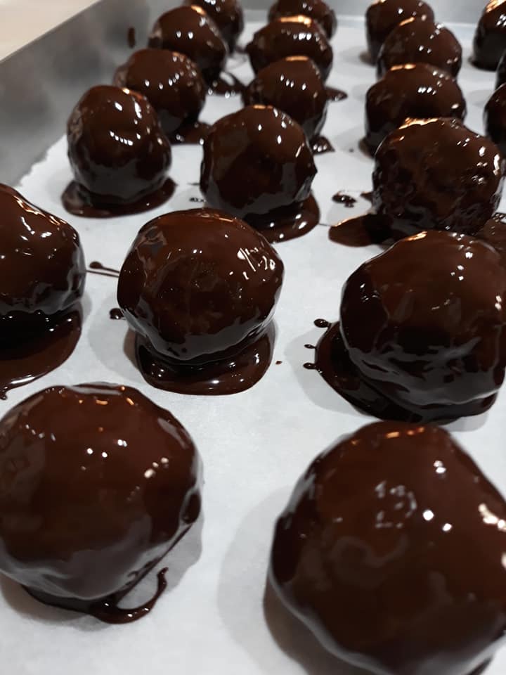 σοκολατάκια_με_ μανταρίνι_ και ξηρούς καρπούς_