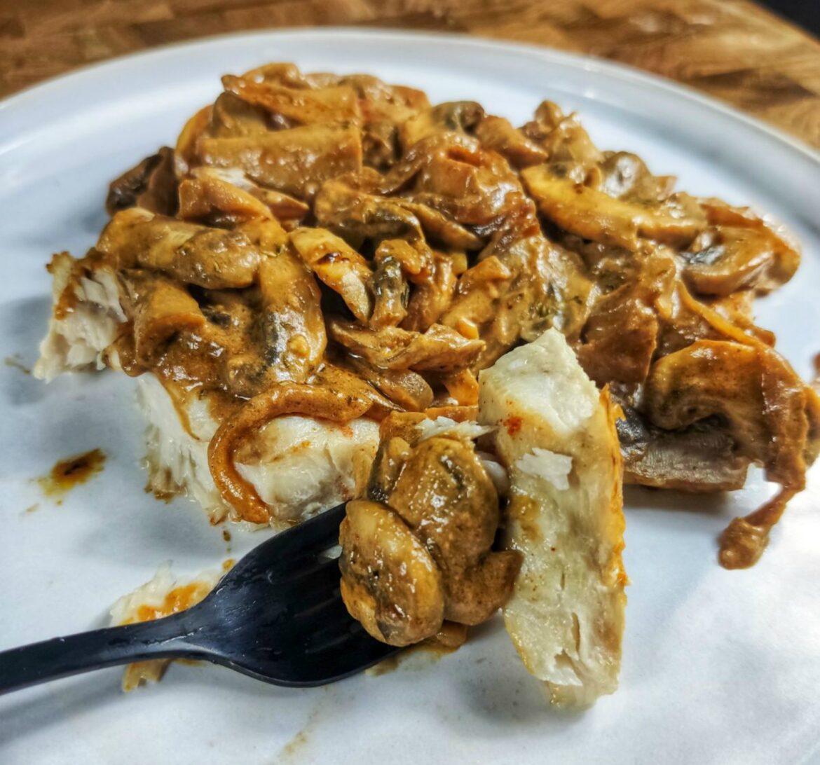 Ψητή_πέρκα_με_σάλτσα_μανιταριών_