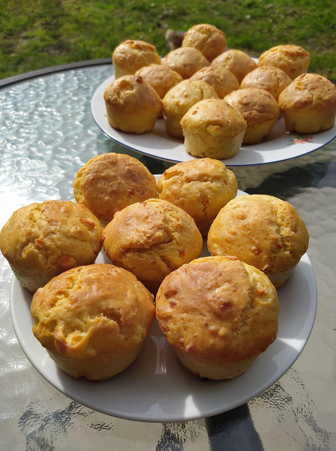 Αλμυρά κεκάκια με φέτα_