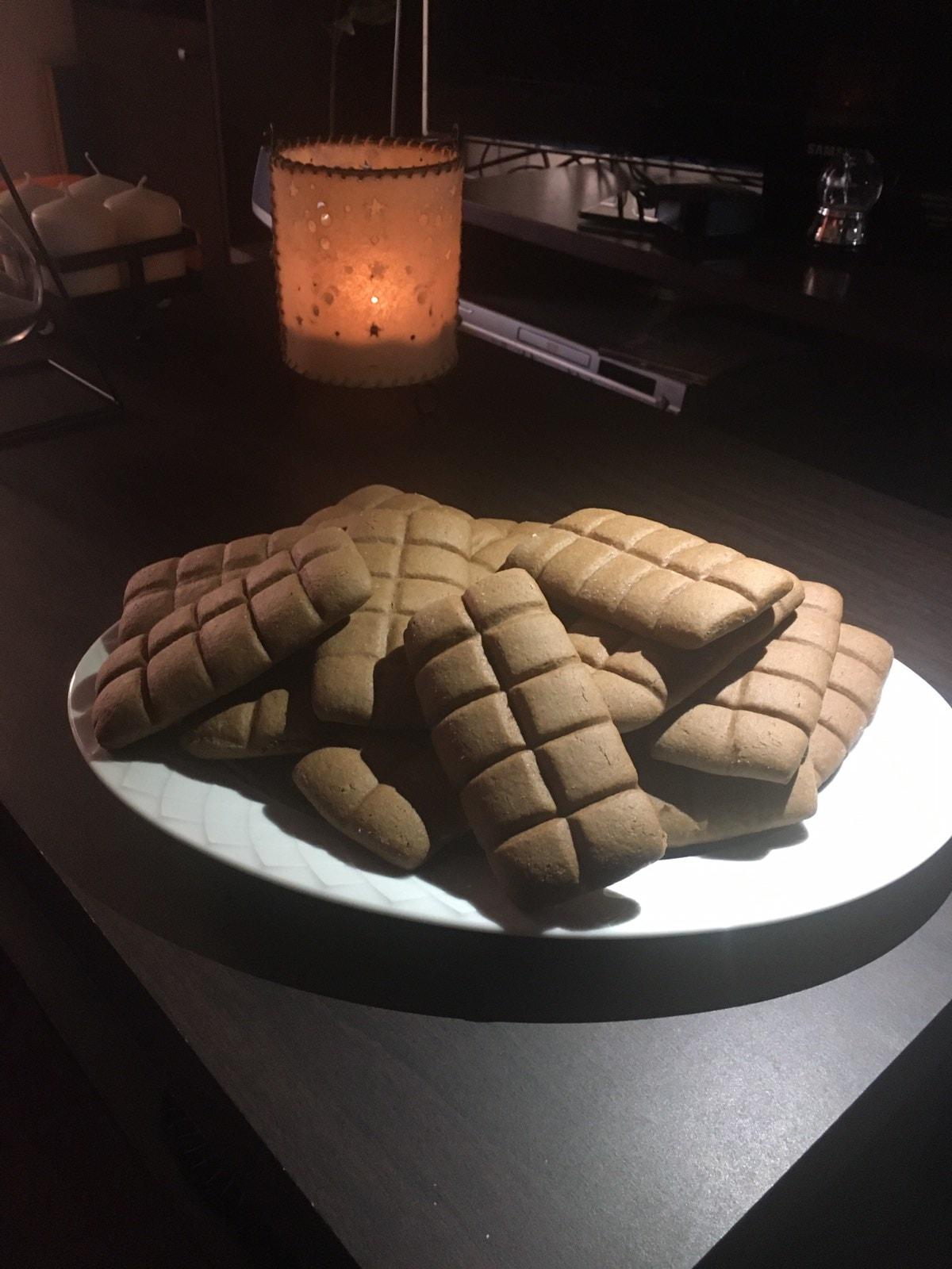 μπισκότα_σε_σχήμα_σοκολάτας_συνταγή_