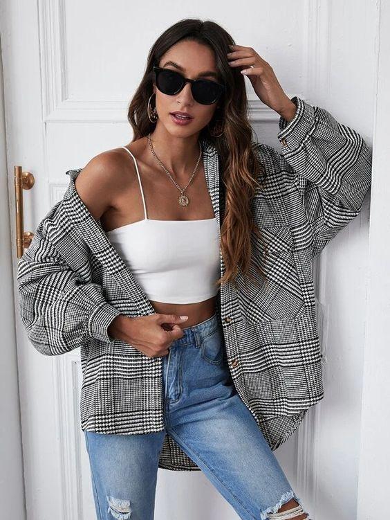 overshirt_σε_λευκά_και_γκρι_χρώματα_