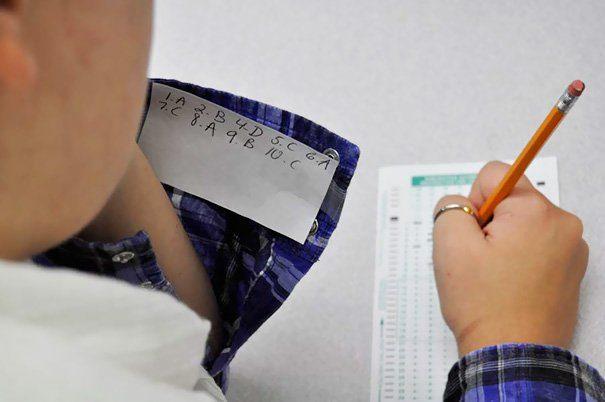 τα_πιο_αστεία_και_πιο_έξυπνα_σκονάκια_