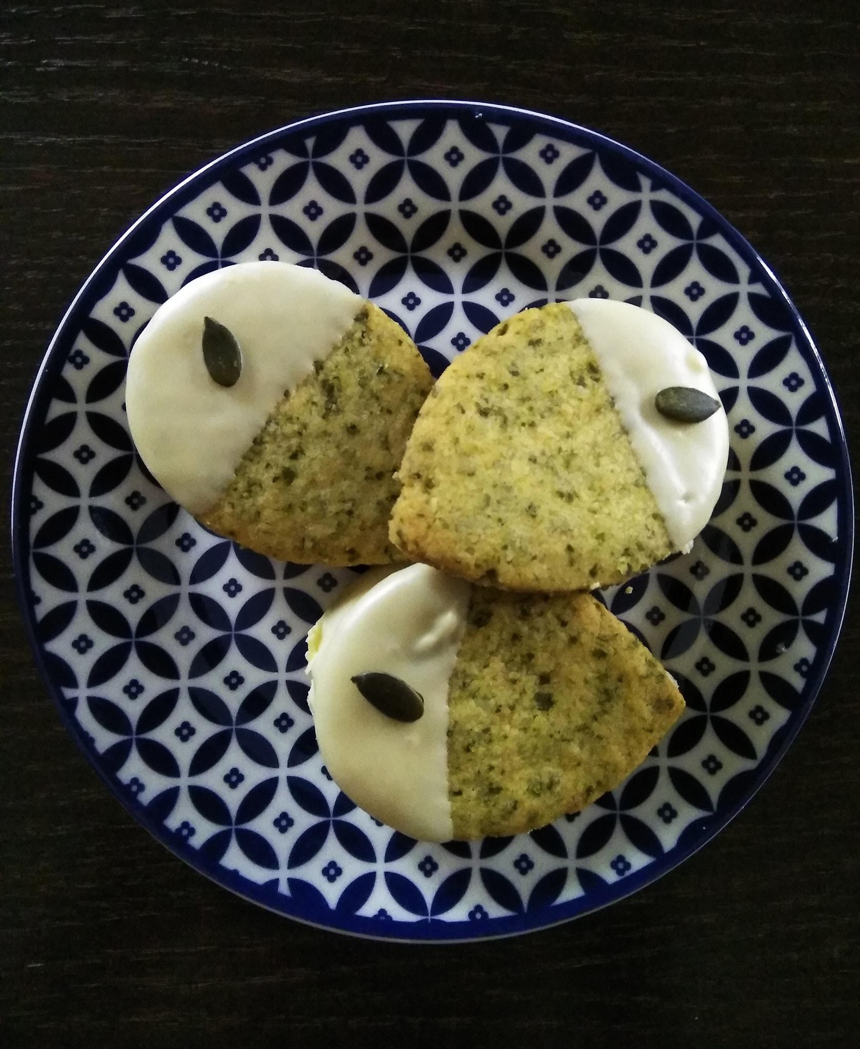 Γεμιστά_μπισκότα_με_κολοκυθόσπορο_