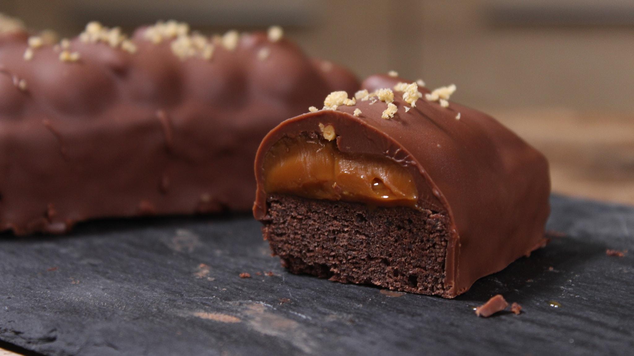 πάστα_ζαχαροπλαστέιου_με_καραμέλα_και_σοκολάτα_