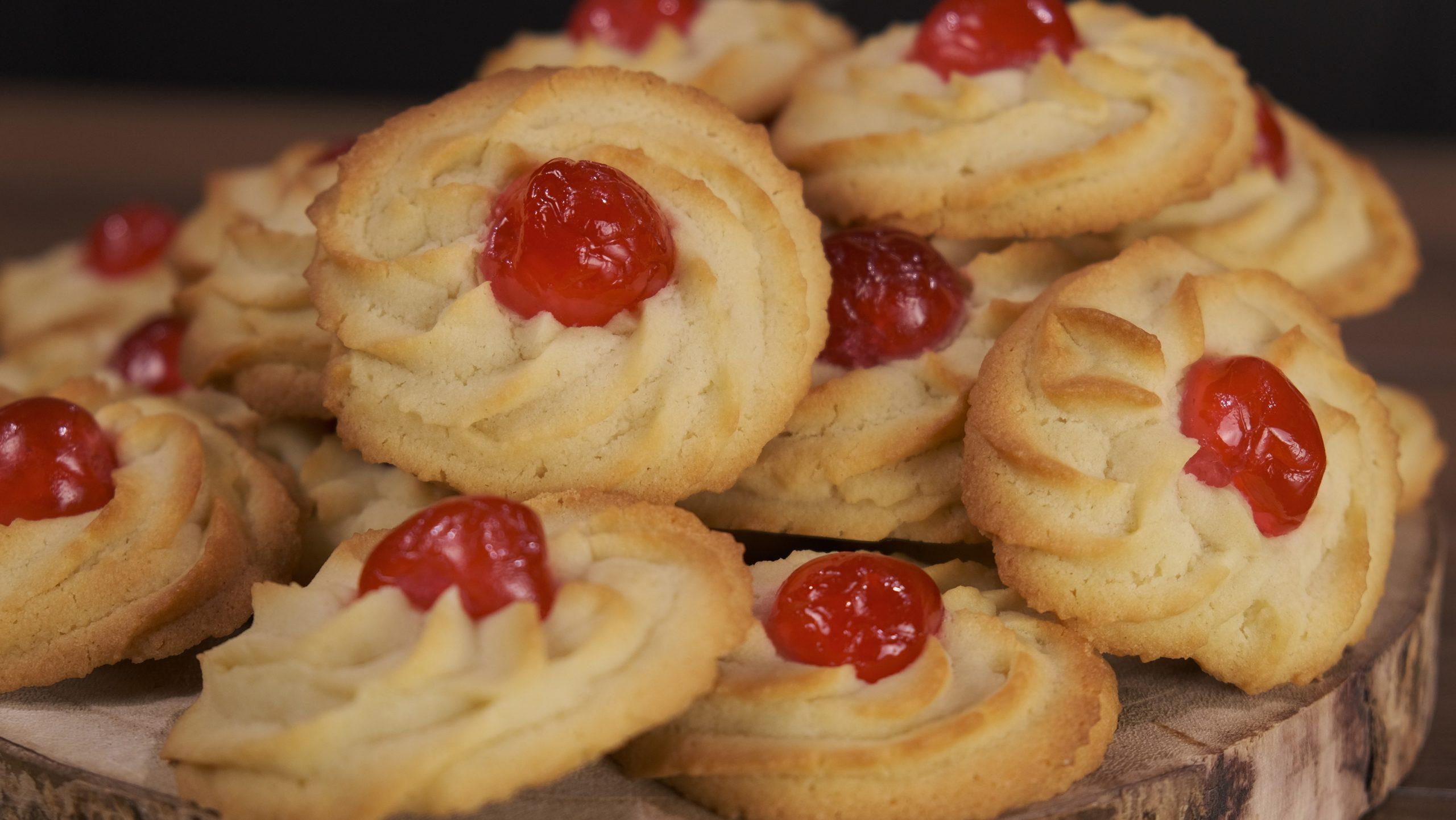 Συνταγή _για μπισκότα βουτύρου_ με κορνέ _ Συνταγή _για μπισκότα βουτύρου_ με κορνέ _