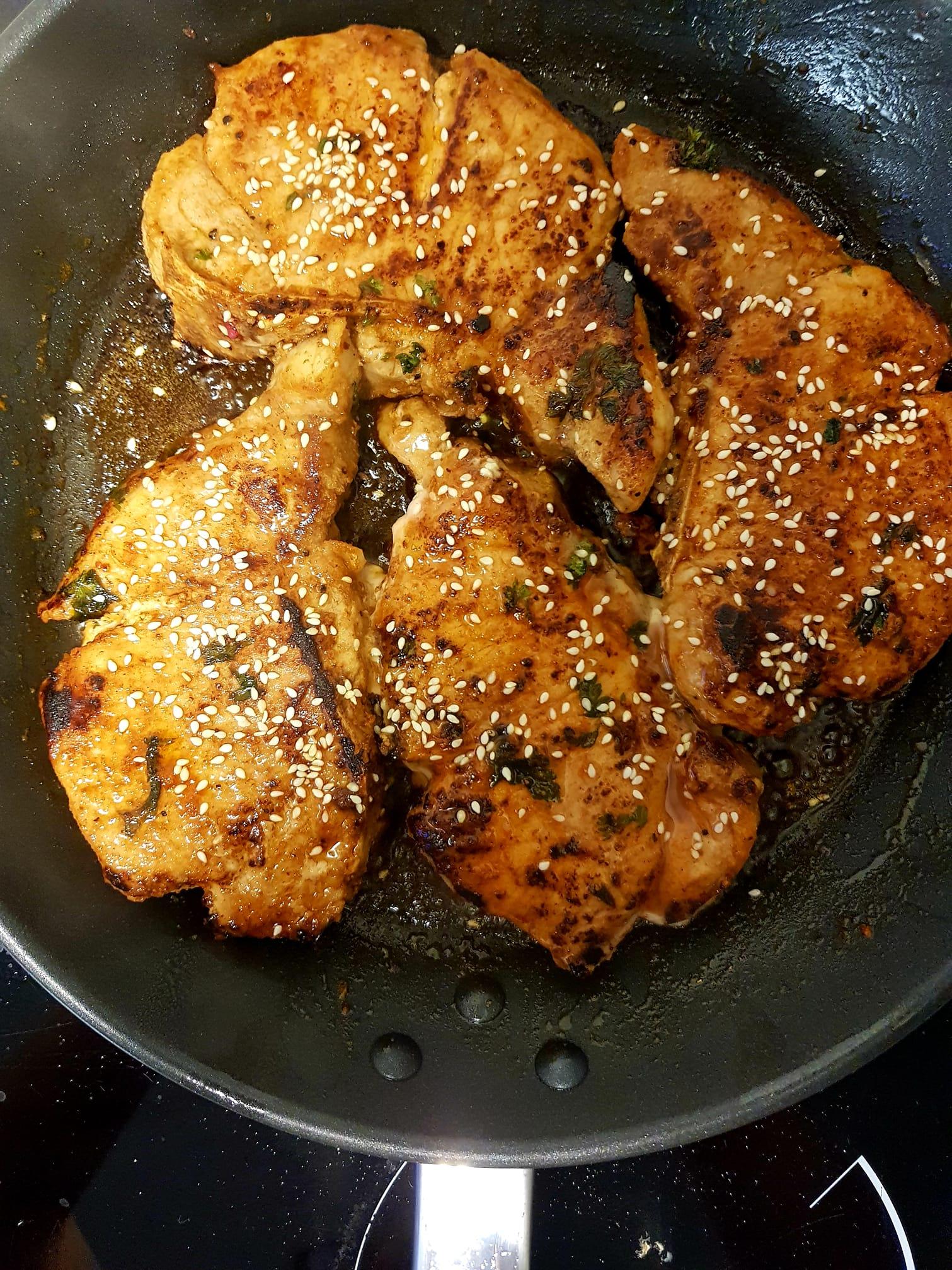 Μπριζόλες καραμελωμένες με σουσάμι_Συνταγη_ 