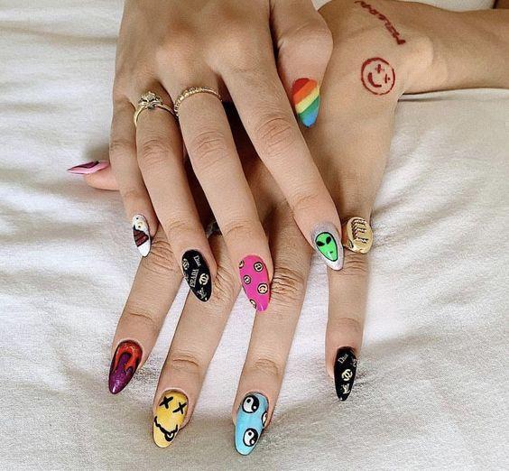 indie nails_τάσεις_στα_νύχια_Άνοιξη_Καλοκαίρι_