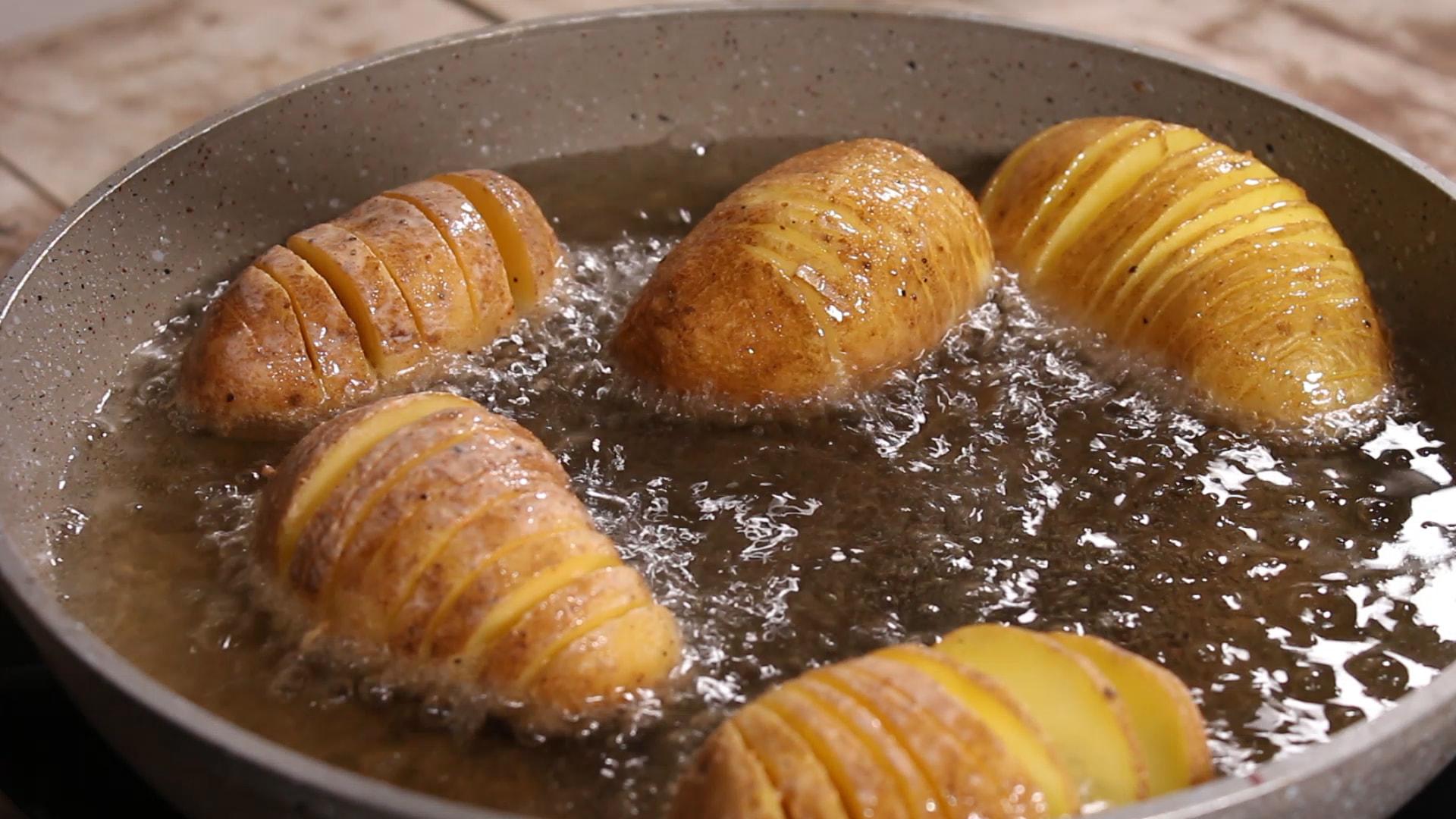 Τηγανιτές πατάτες ακορντεόν γεμιστές_