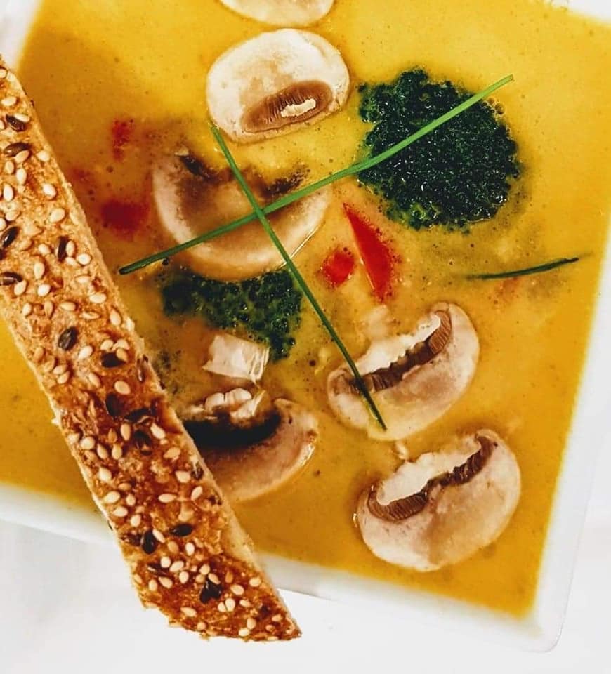 ασιατική κοτόσουπα_με_γάλα_καρύδας_Συνταγη _