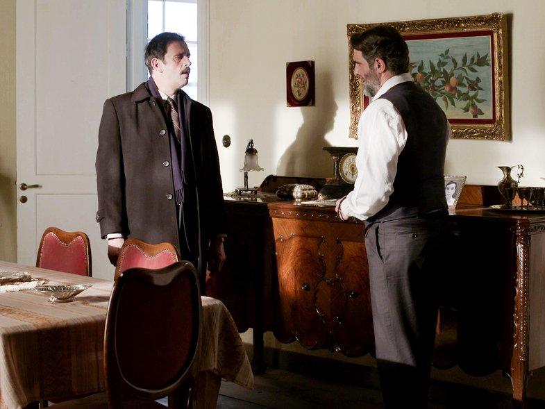 Άγριες Μέλισσες επόμενα επεισόδια -Β κύκλος: 124 , 125 , 126 , 127