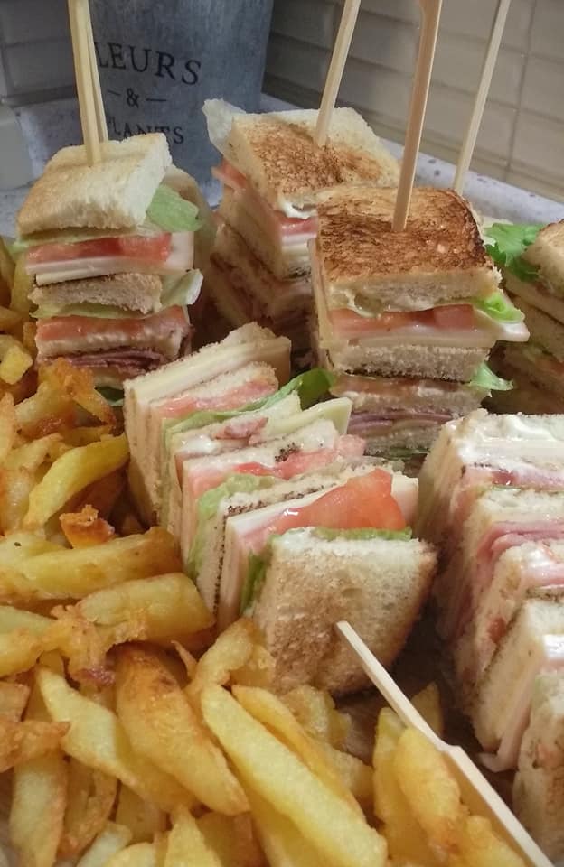 Club σάντουιτς κοτόπουλο σε ξυλάκια_Συνταγη _