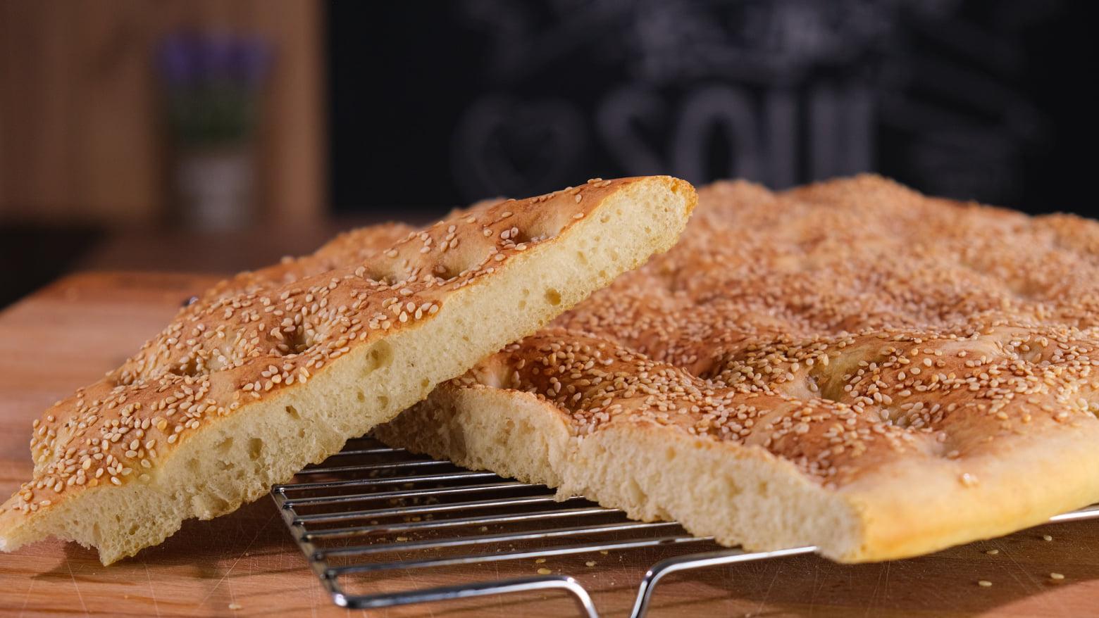 Συνταγή_ για παραδοσιακή_ λαγάνα_ όπως του φούρνου_ 