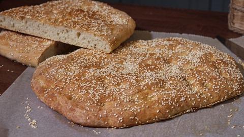 λαγάνα_χωρίς_μίξερ_Συνταγή_ 