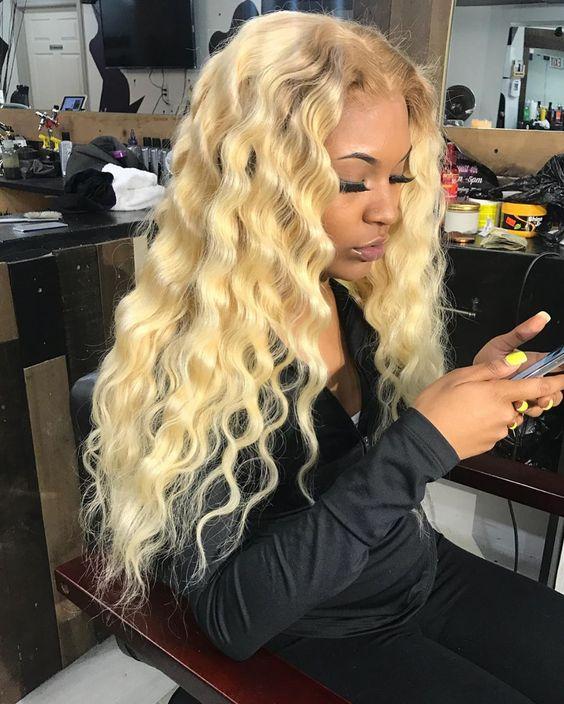 Crimped hairstyles_σε_μακριά_ξανθά_μαλλιά_